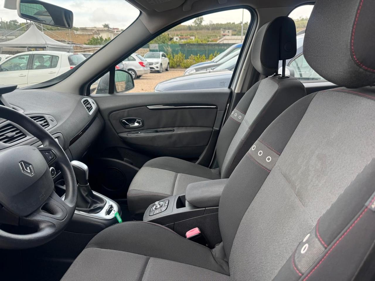 Renault Scenic X-Mod 1.5 dCi 110CV CAMBIO AUTOMATICO