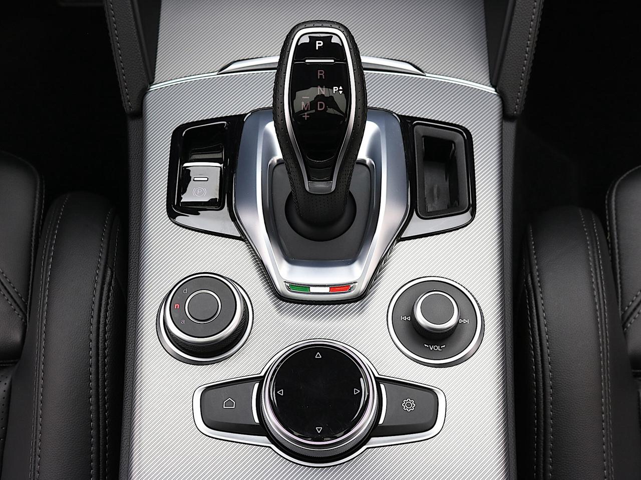 Alfa Romeo Stelvio 2.2 Turbodiesel 210 CV AT8 Q4 Veloce