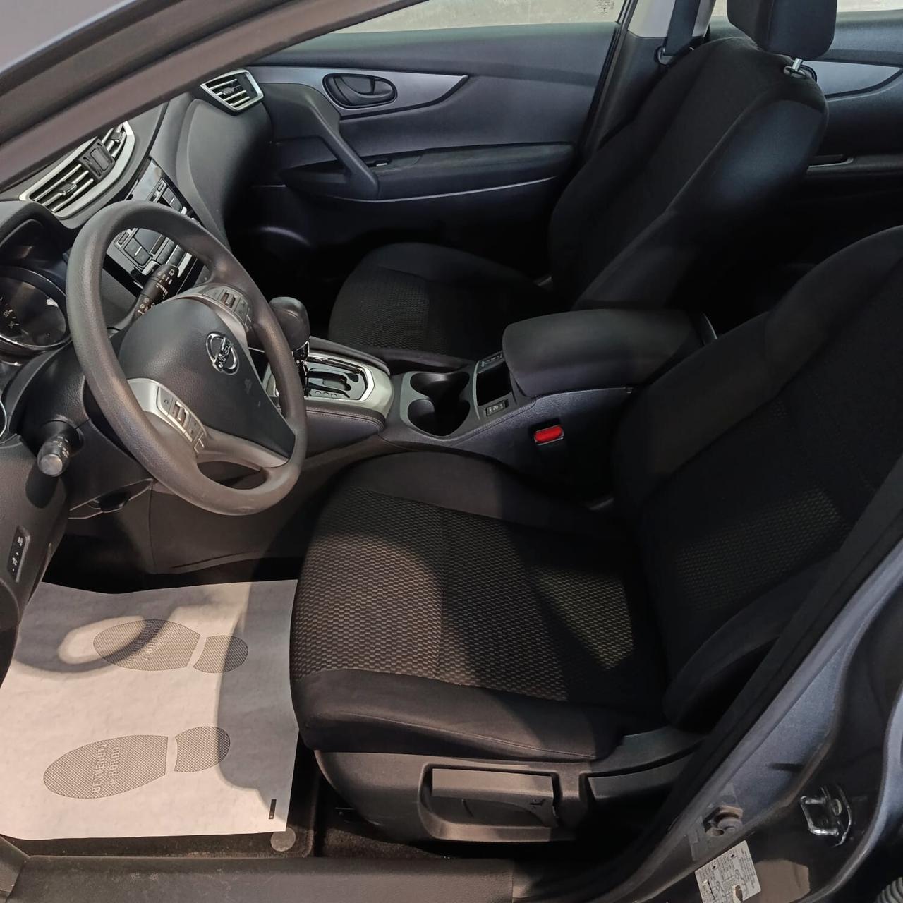 Nissan Qashqai 1.2 BENZINA AUTOMATICA NEOPATENTATI