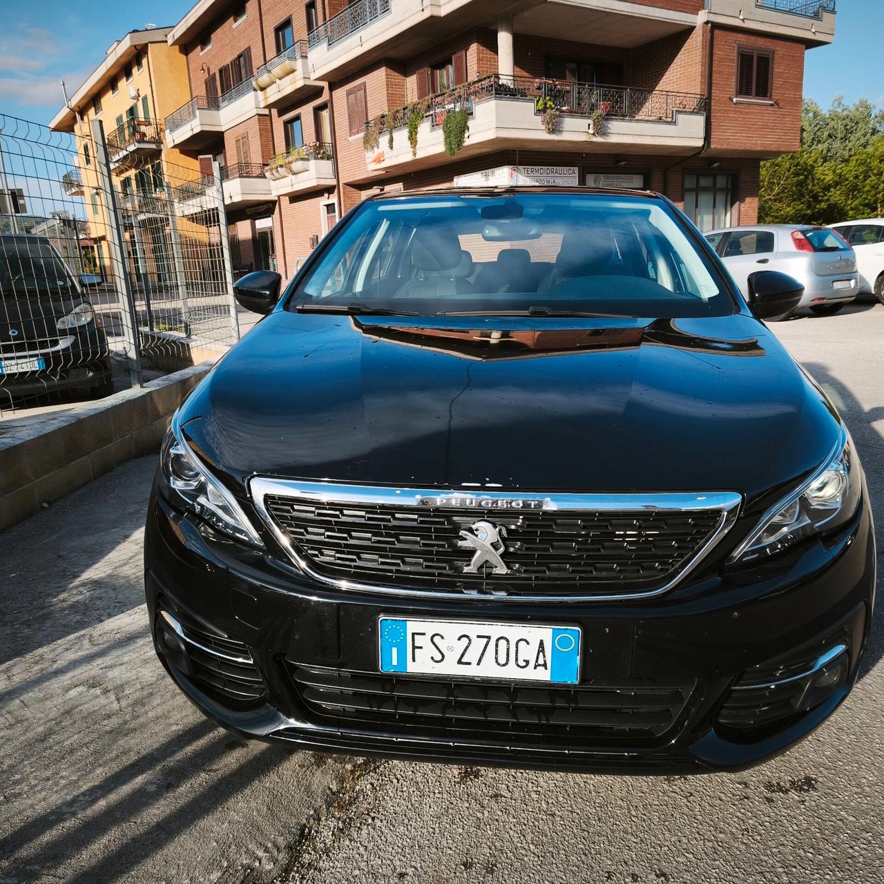 Peugeot 308 BlueHDi 130 S&S Business