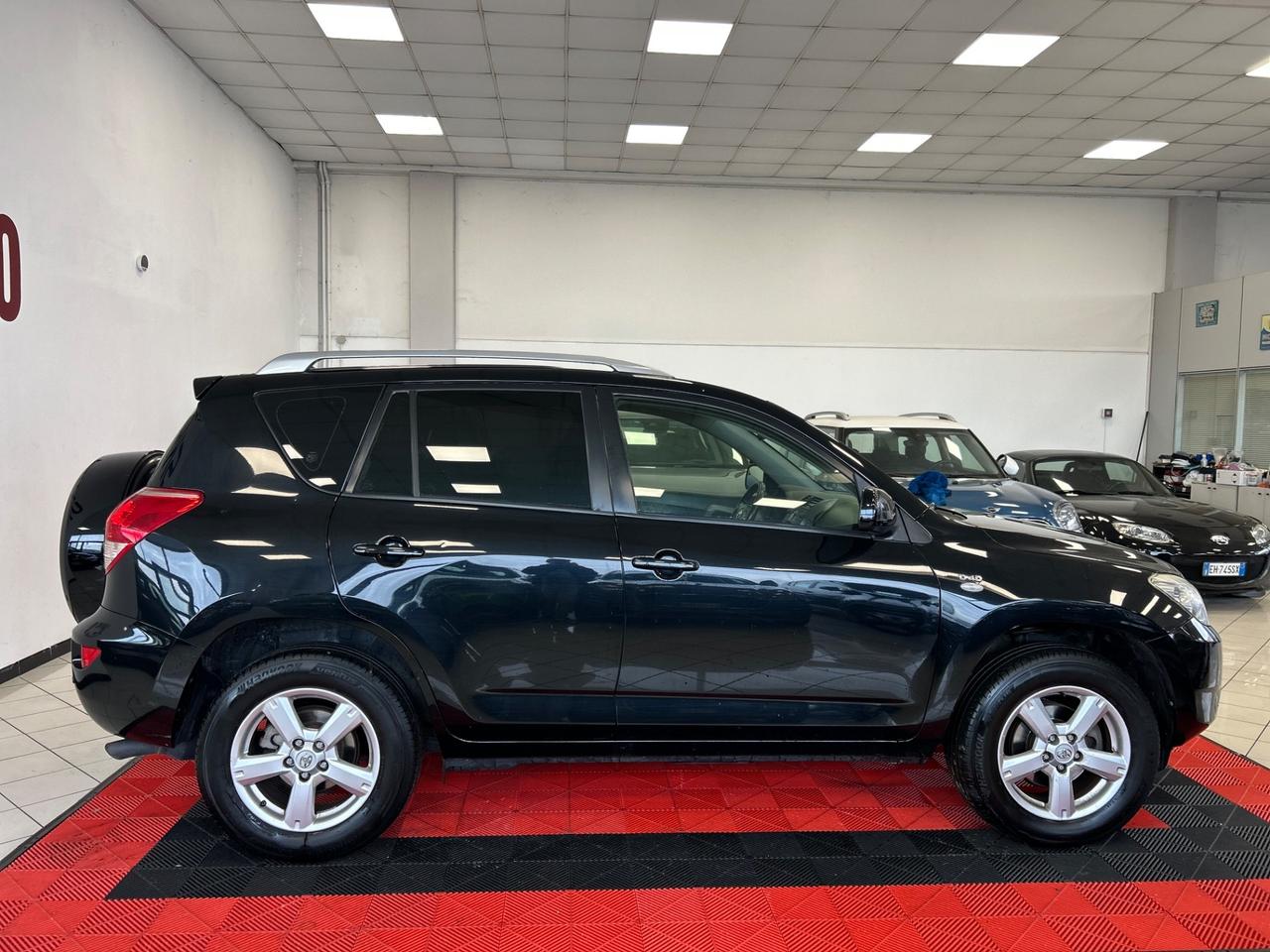 Toyota RAV 4 RAV4 2.2 D-4D 136 CV Luxury