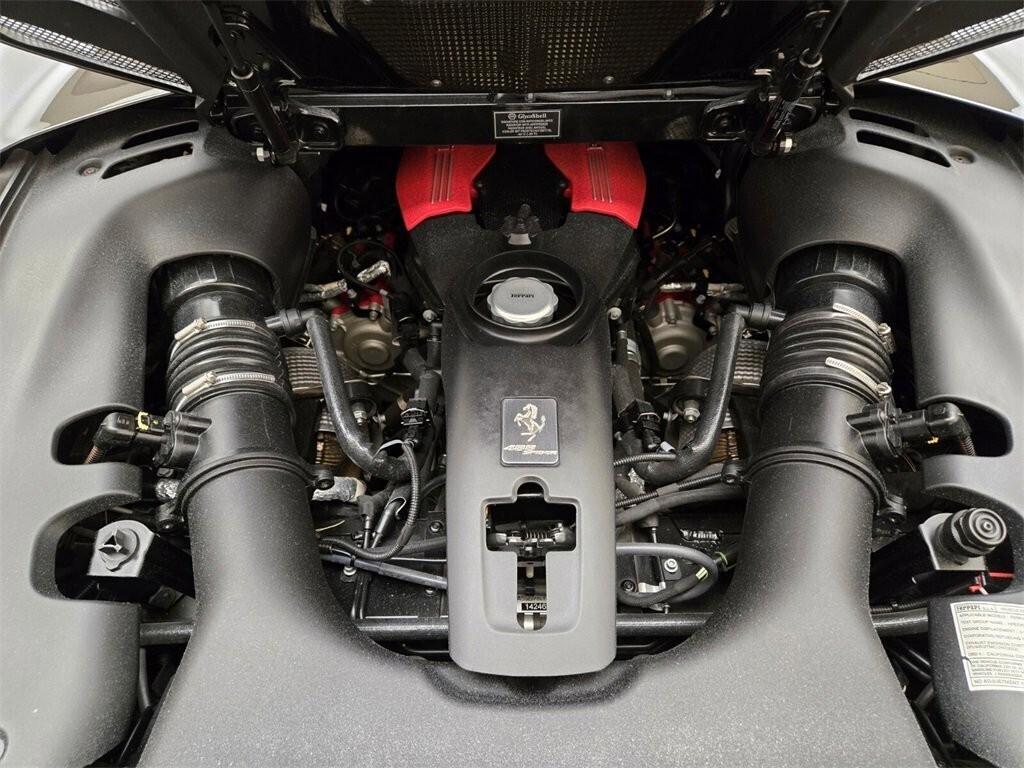 Ferrari 488 Spider NOLEGGIO LUNGO TERMINE - LEASING FULL INCLUSIVE