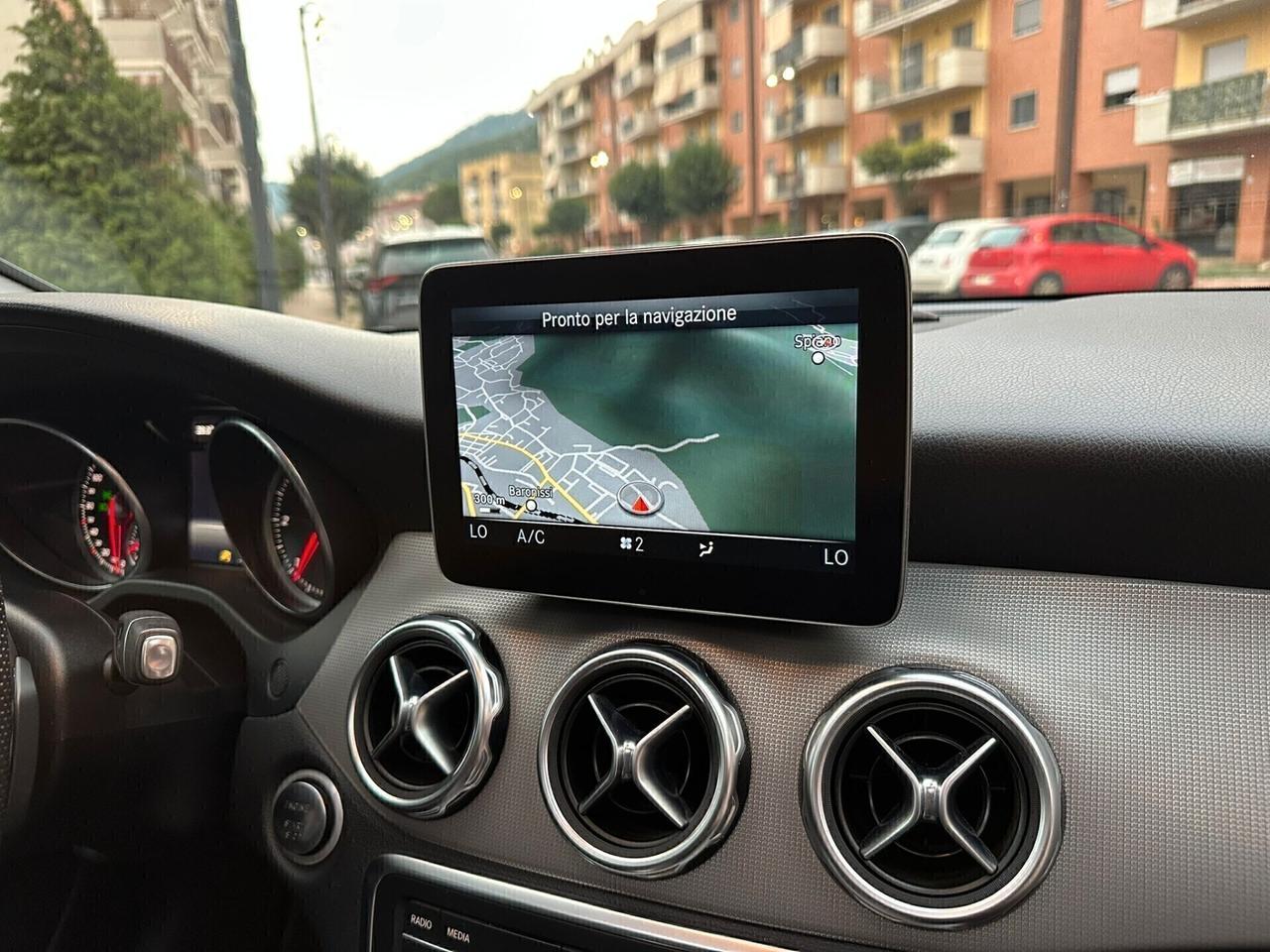 Mercedes-benz GLA 200 d Automatic Premium