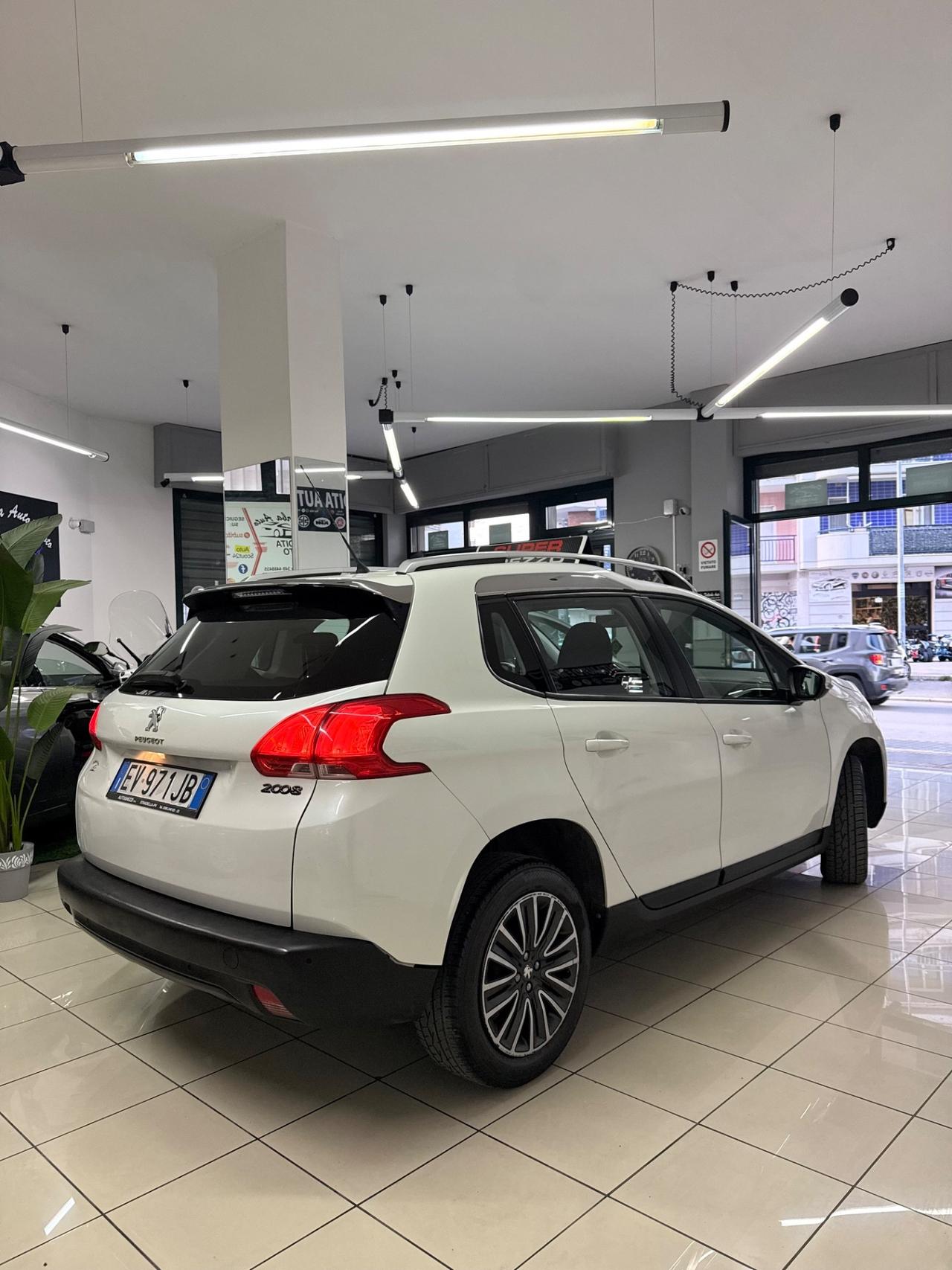 Peugeot 2008 1.4 HDi 68CV Active
