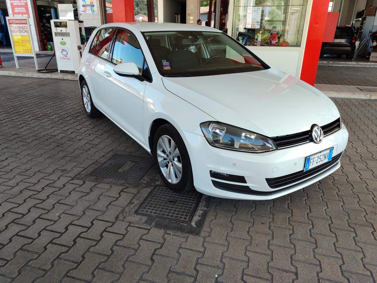 Volkswagen Golf 1.6 DSG ANNO 2016 OK NEOP