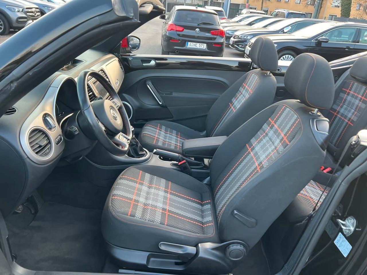 Volkswagen Maggiolino 2.0 TDI Club BlueMotion Technology