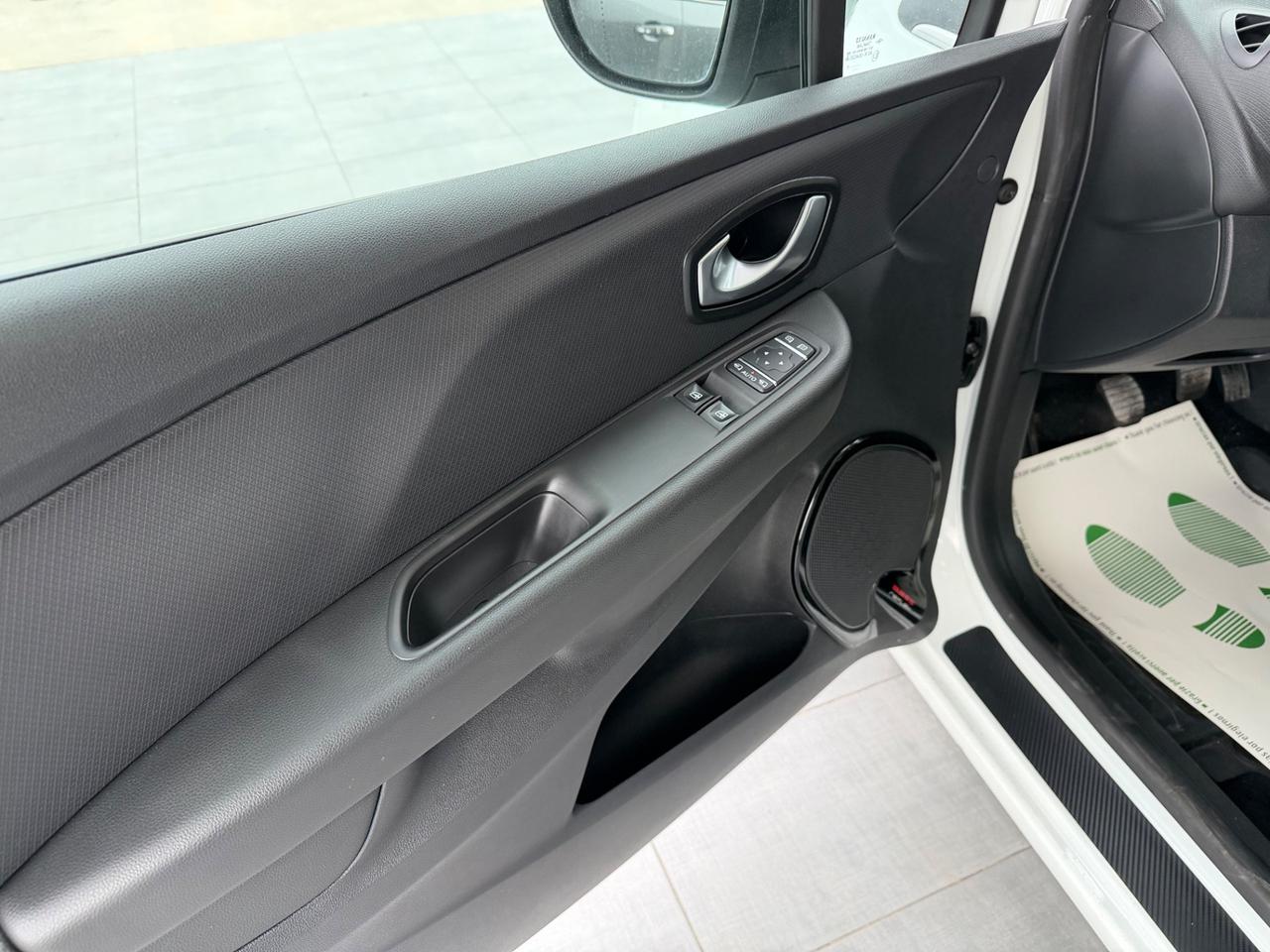 Renault Clio dCi 8V 75CV Start&Stop 5 porte Energy Life