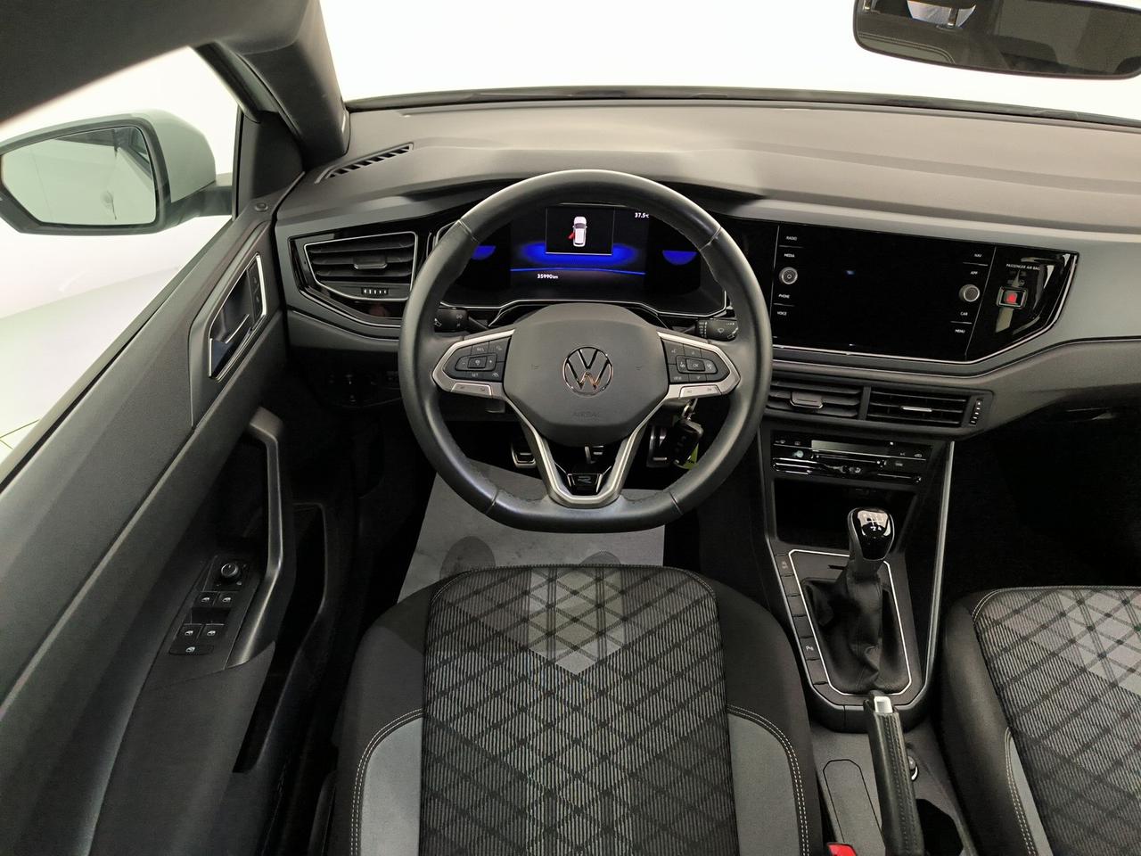 Volkswagen Polo 1.0 tsi r-line 95cv