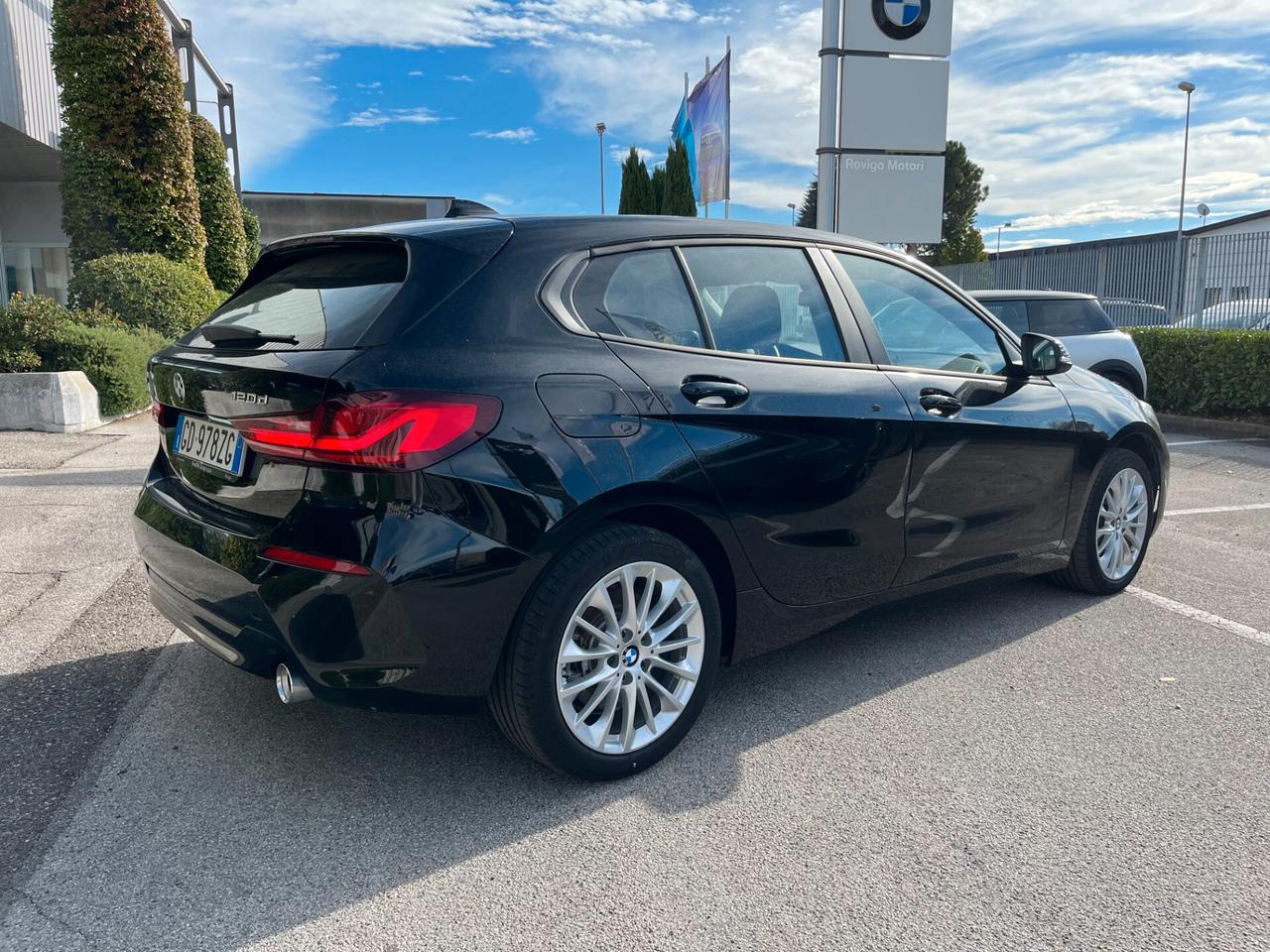 Bmw 120d xDrive 5p. Business Advantage 190CV