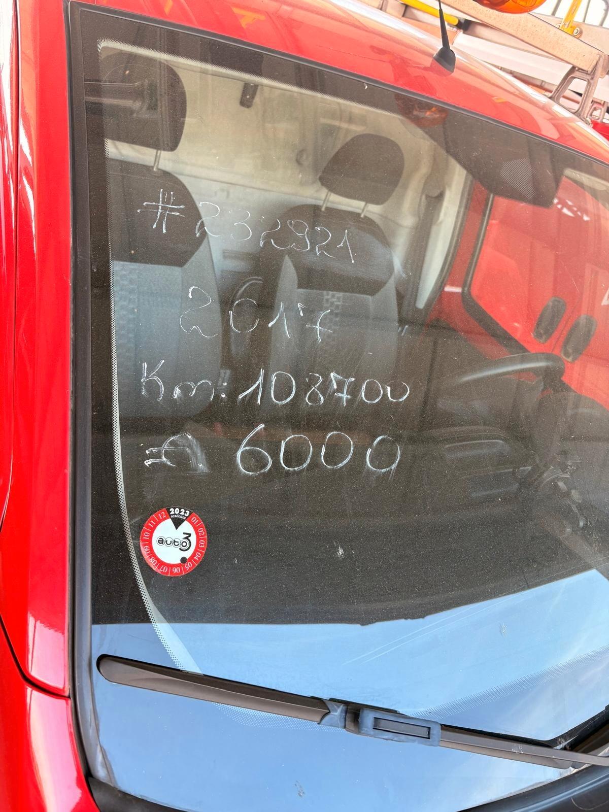 Fiat Fiorino 1.3 MJT 95CV Combinato Adventure M1