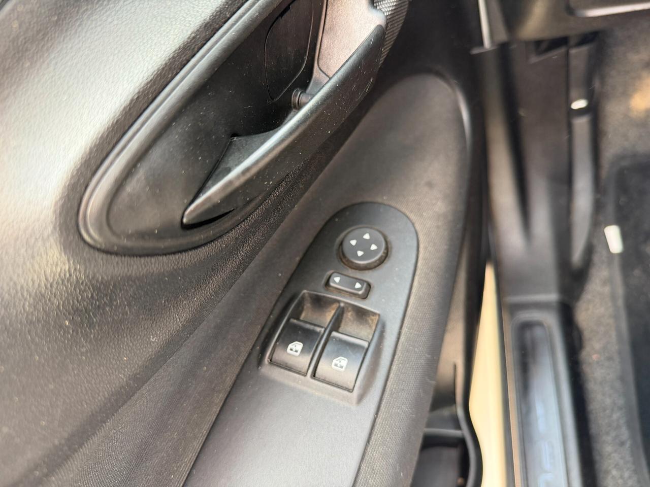 FIAT PUNTO ANNO 2017 1.3 MJT 95 CV