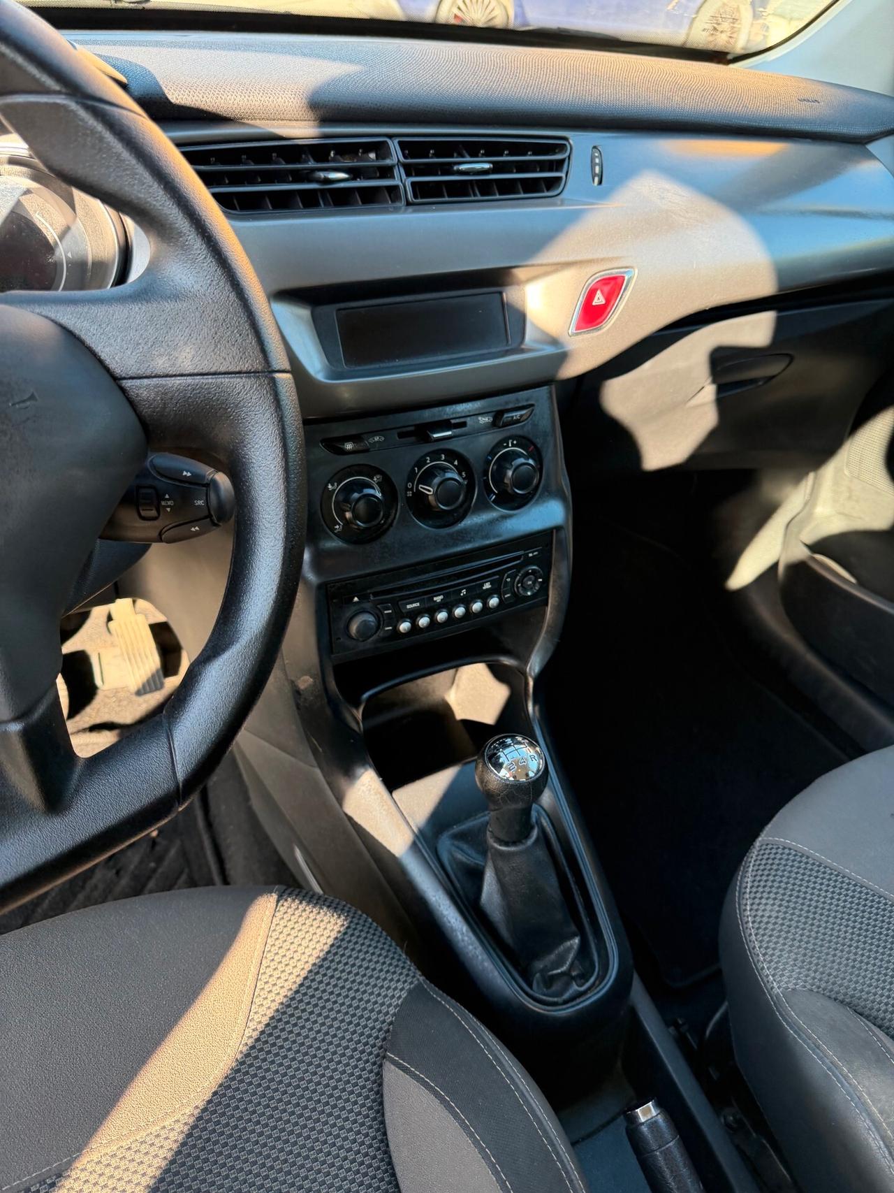 Citroen C3 1.0 - NEOPATENTATI - 12 MESI DI GARANZIA -