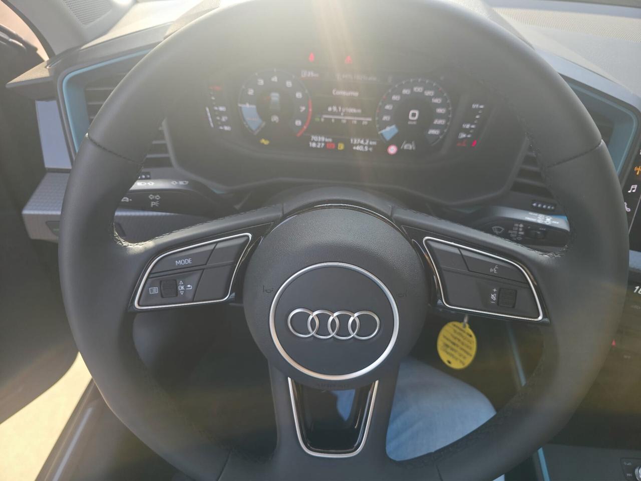 Audi A1 allstreet 30 TFSI Identity Contrast
