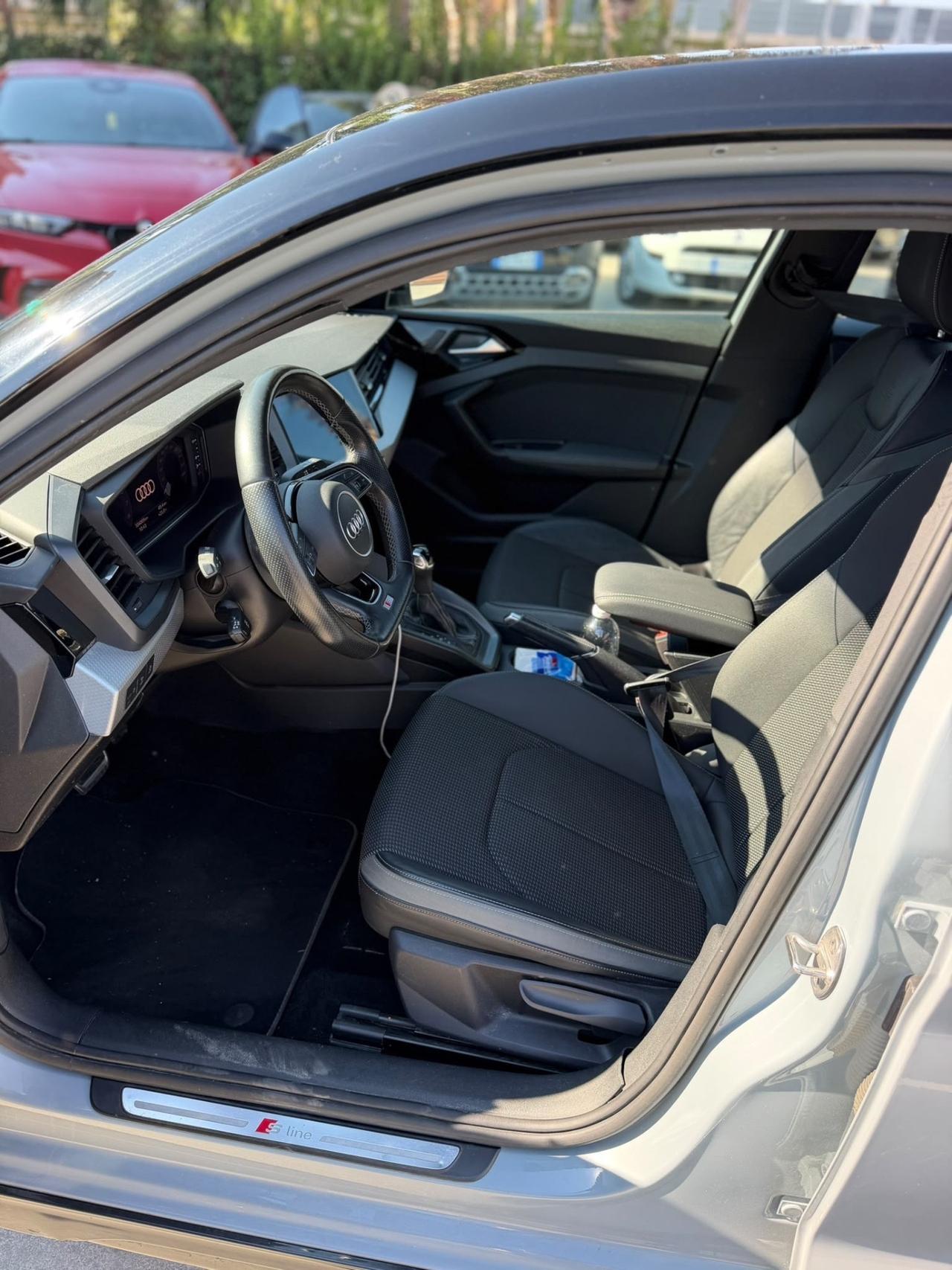 Audi A1 SPB 30 TFSI S tronic line edition