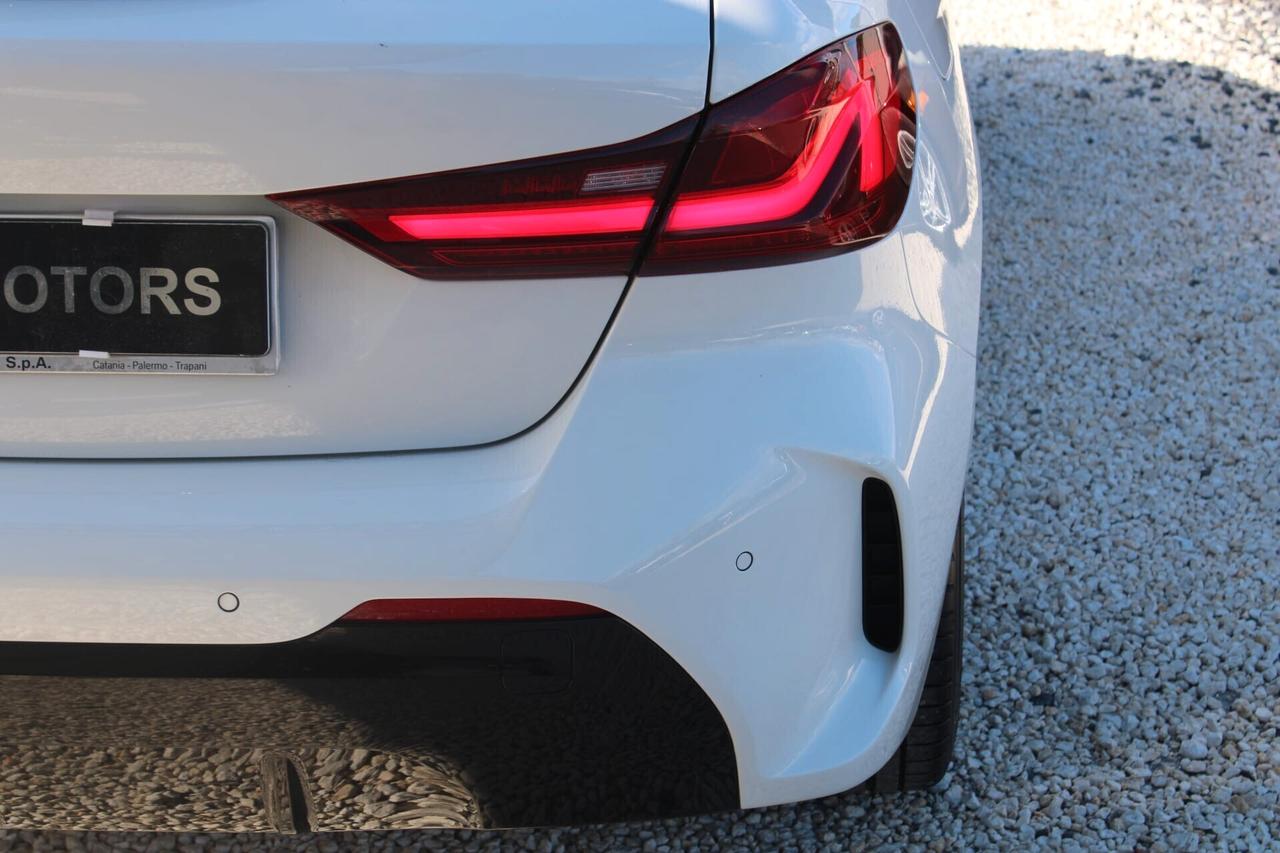 Bmw 118 118i 5p. Msport