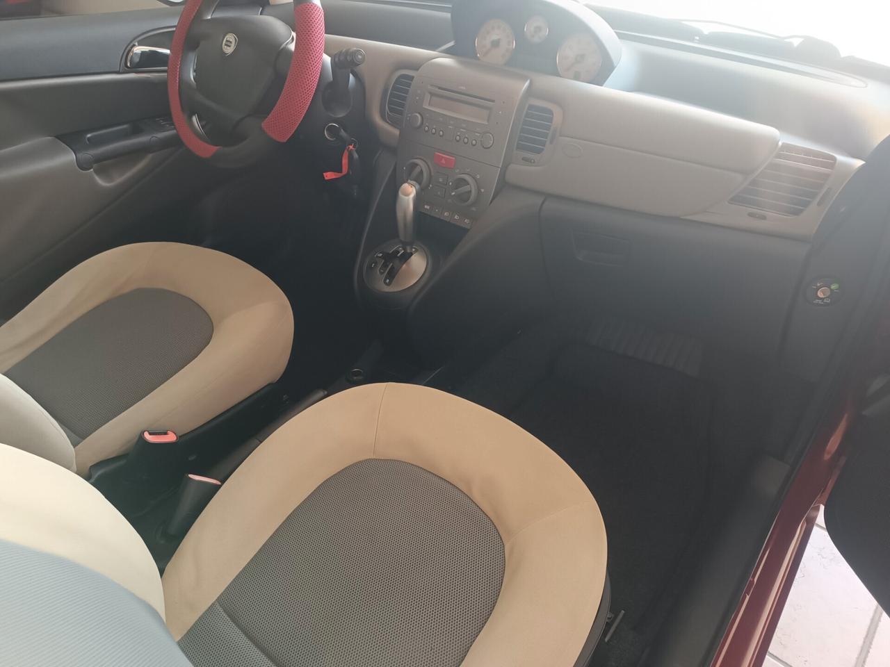 Lancia Ypsilon 1.3 diesel automatica