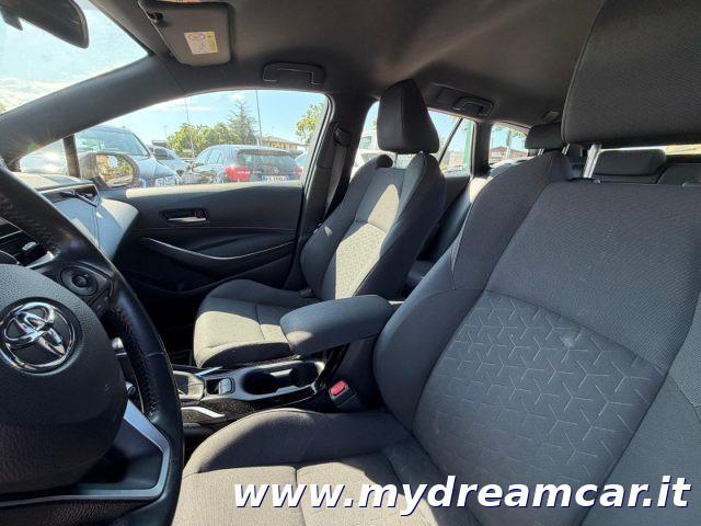 TOYOTA Corolla Touring Sports 1.8 Hybrid Business