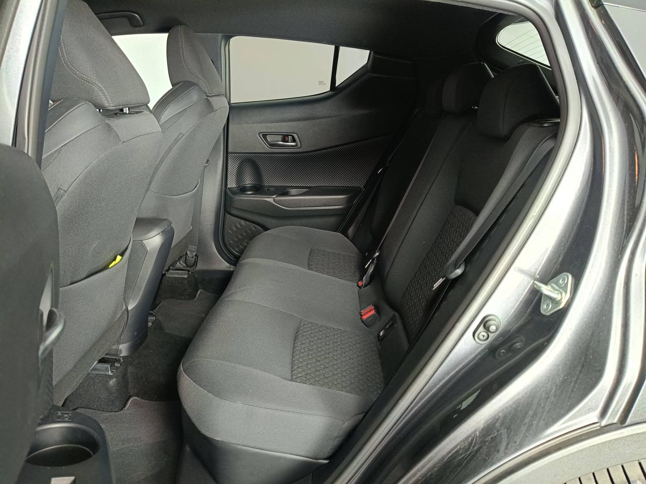 TOYOTA C-HR 2.0H HSD (184 cv) 2WD E-CVT TREND
