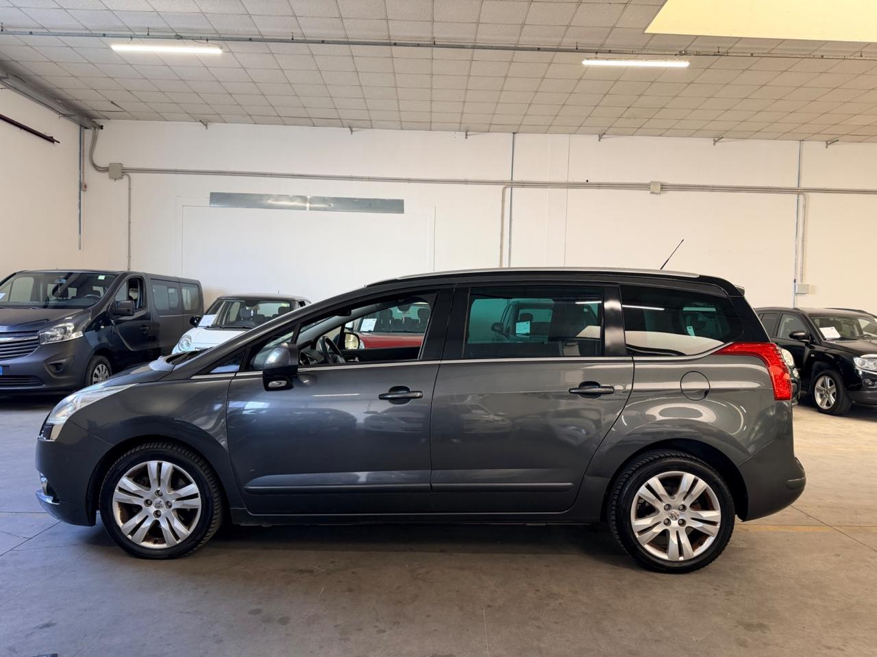 Peugeot 5008 2.0 HDi 163CV aut. Féline