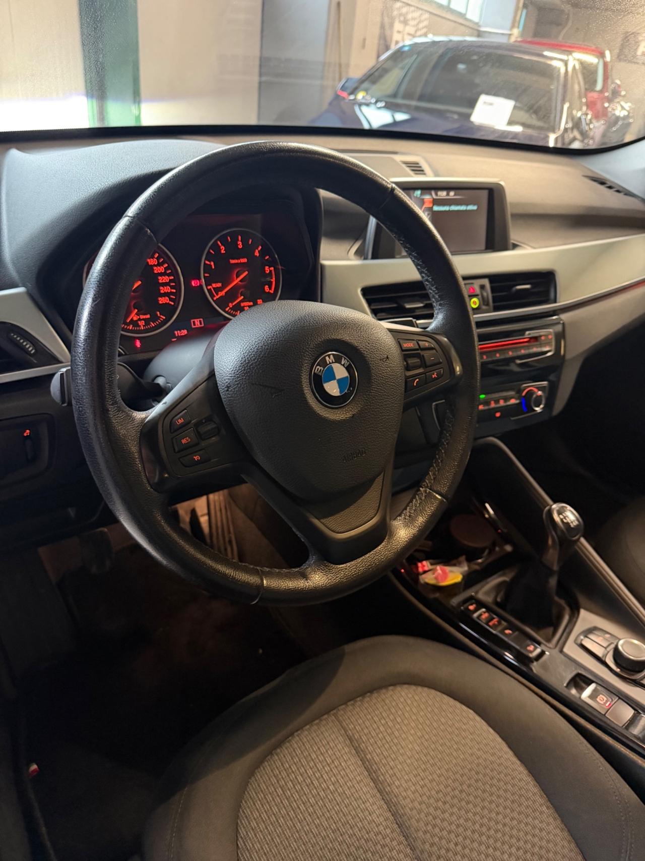 Bmw X1 18d ADVANTAGE EU6B TETTO KMCERT UNICOPR GARANZ
