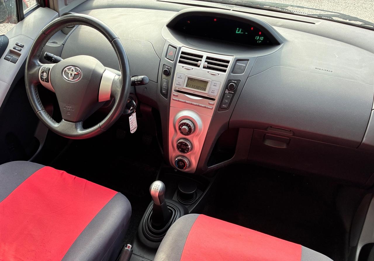 Toyota Yaris 1.3 Sol - 5 porte