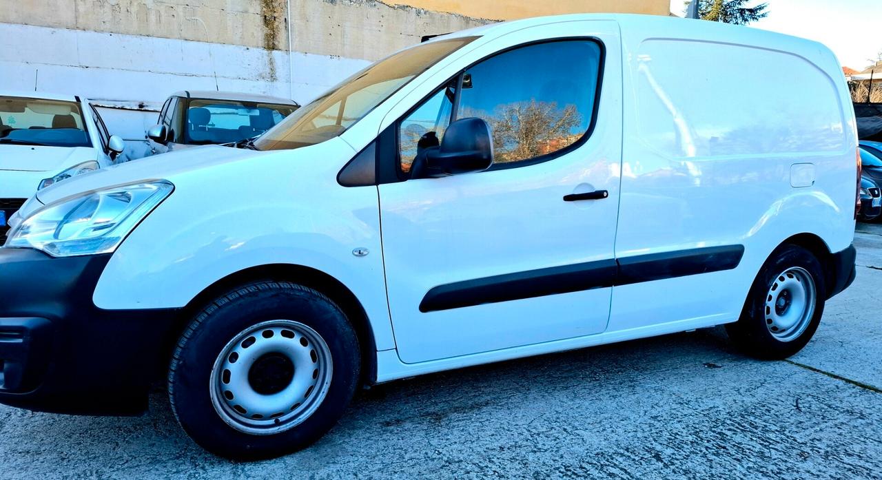 PARTNER HDI 1.6 Pianale Cabinato 3POSTI