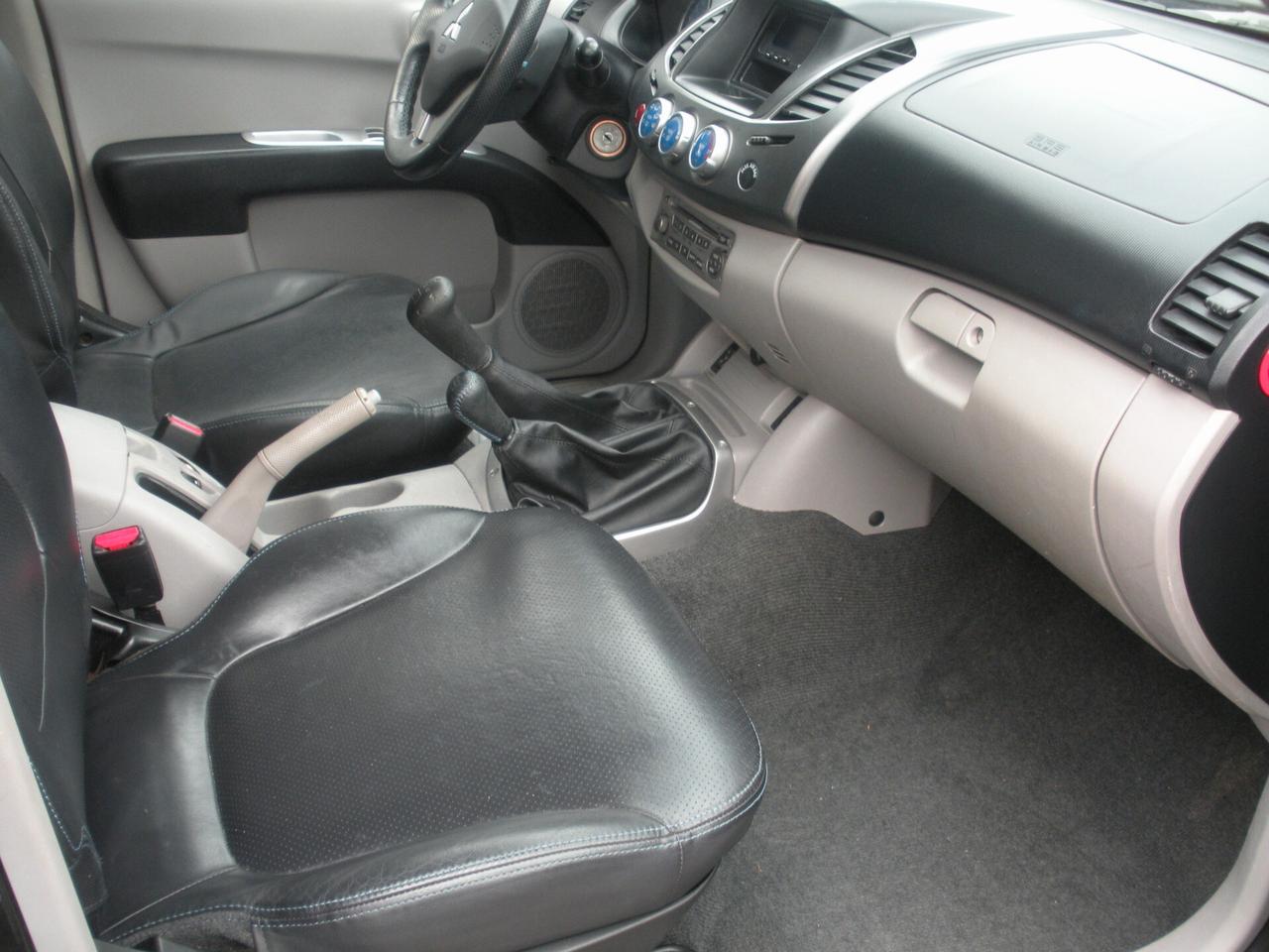 Mitsubishi L200 2.5 DI-D/136CV Double Cab Intense