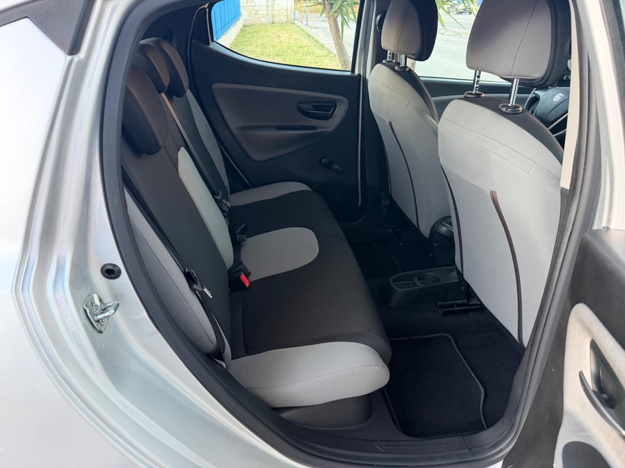 Lancia Ypsilon 1.2 benz 69 CV GPL casa madre 2013