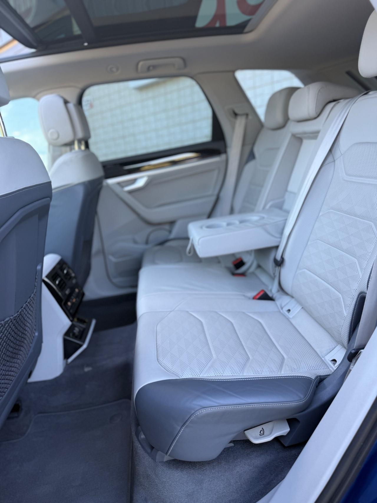 Volkswagen Touareg 3.0 TDI STRAFULL !!! IMMACOLATA !