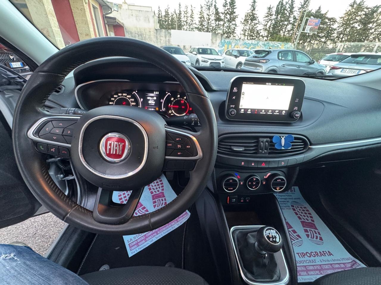Fiat Tipo 1.6 Mjt SW Lounge Navi Retro Carplay