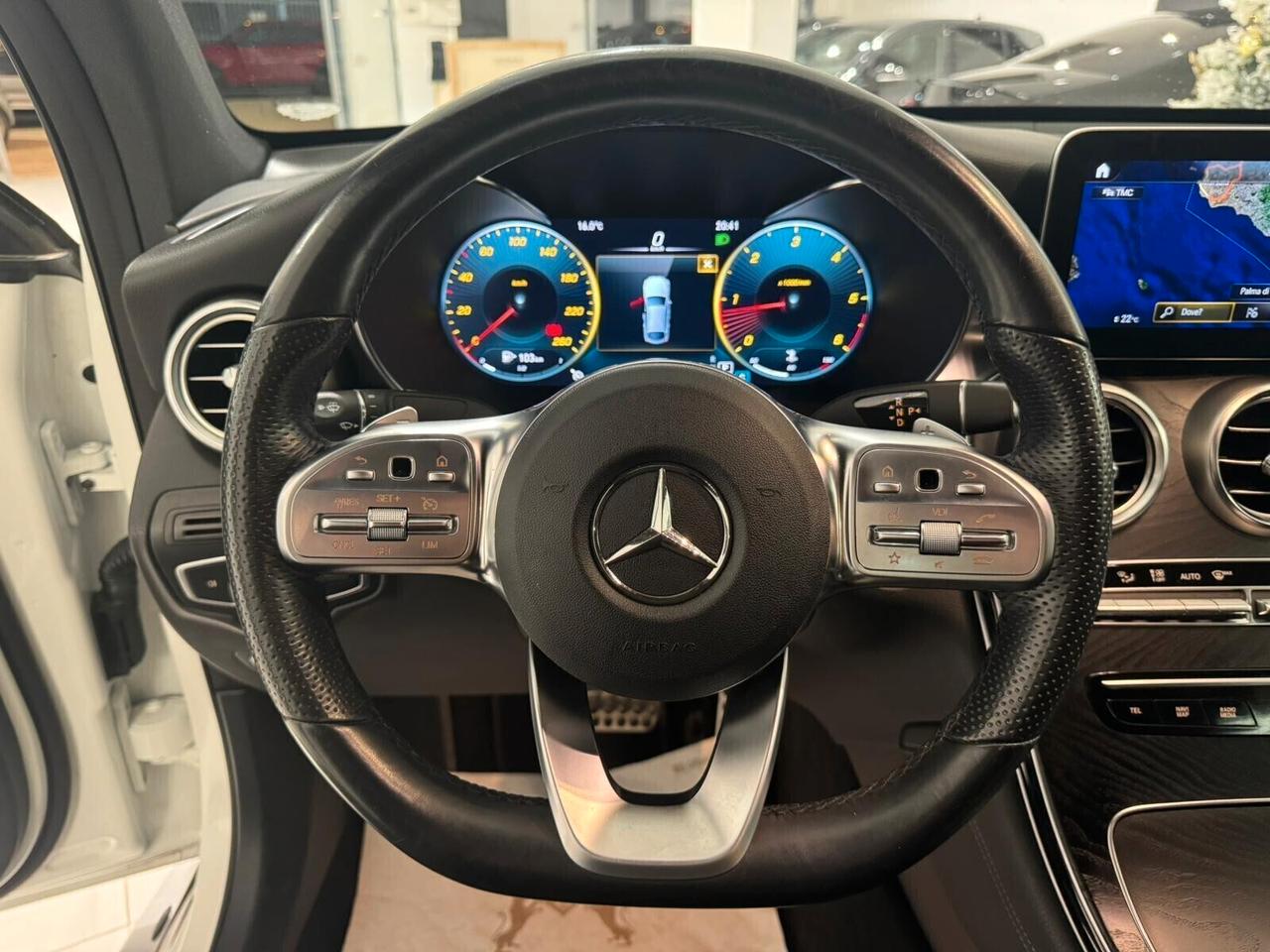 MERCEDES GLC 220D 194CV COUPE' AMG PREMIUM