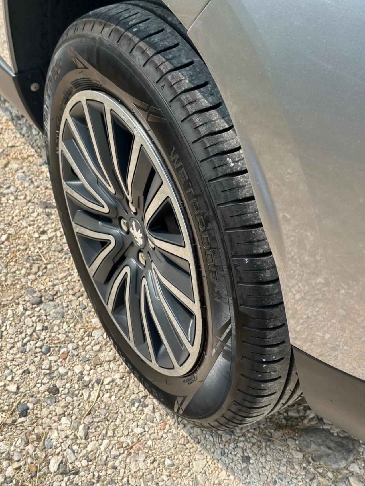 Peugeot 2008 82 ALLURE KMCERT UNICOPR GARANZ