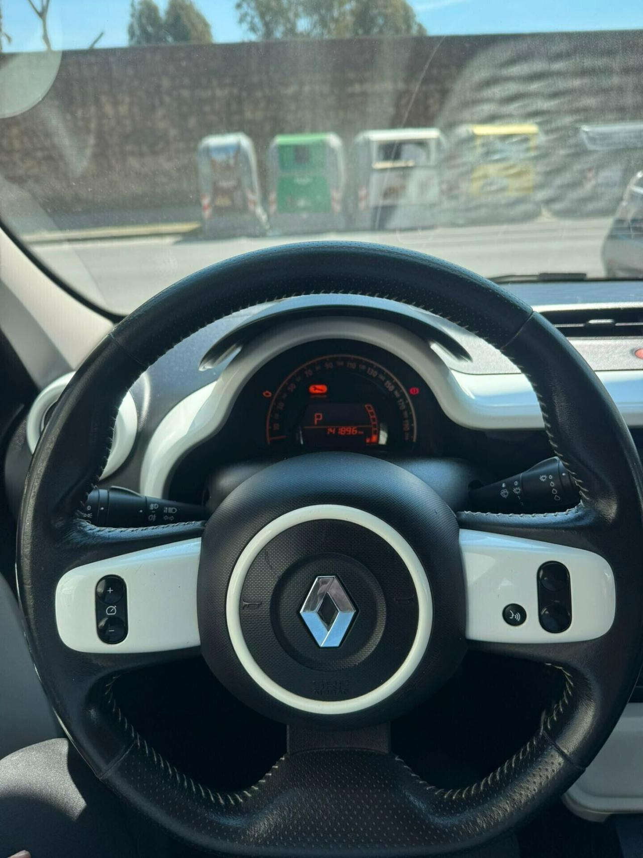 Renault Twingo SCe EDC La Parisienne