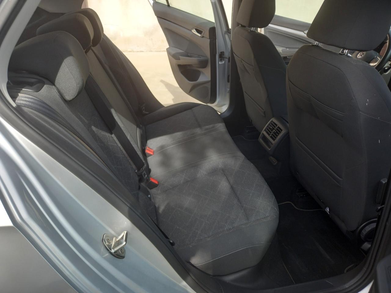 Volkswagen Golf 8 2.0 TDI 2021