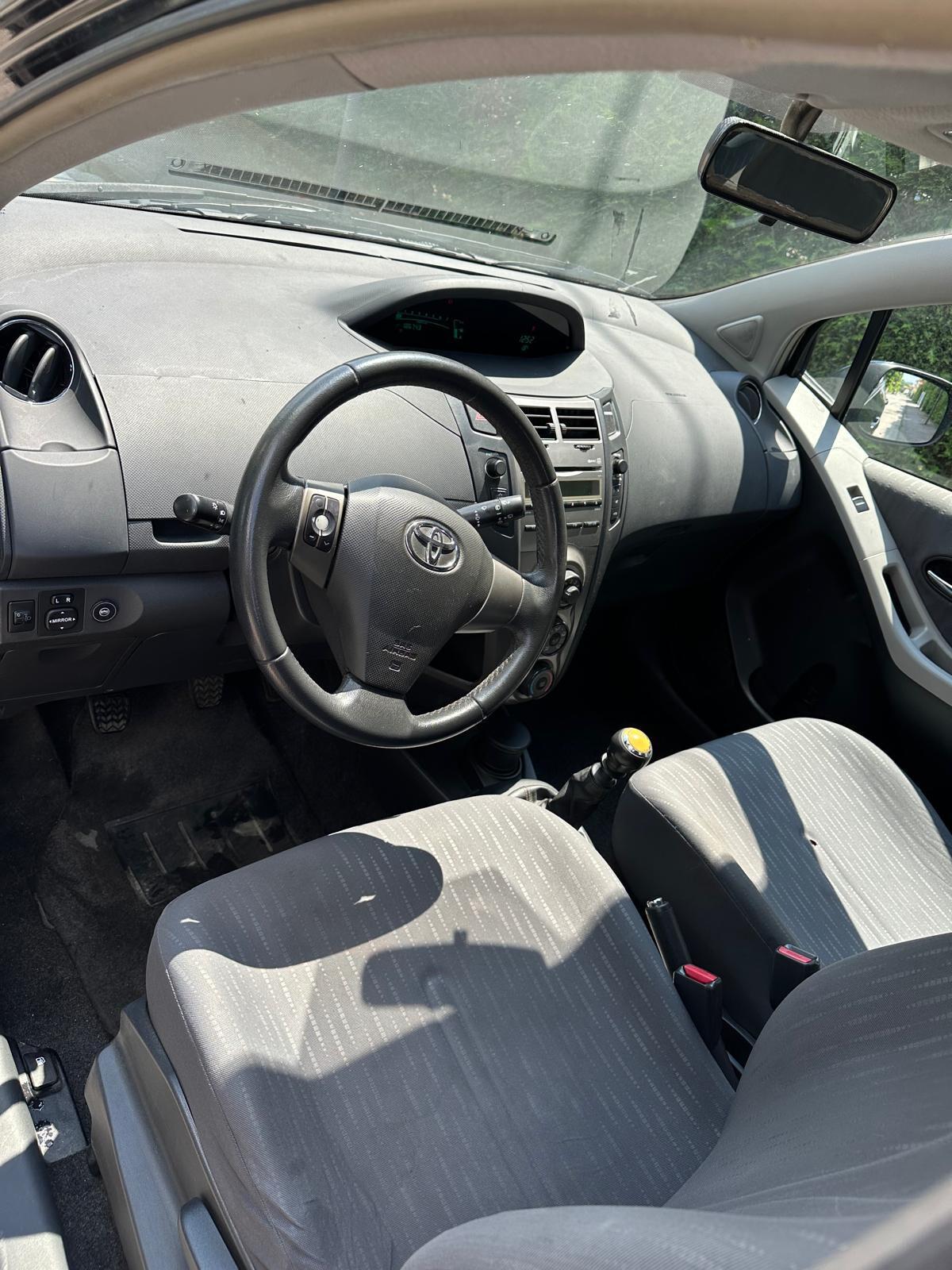 Toyota Yaris 1.3 5 porte GPL - NEOPATENTATI