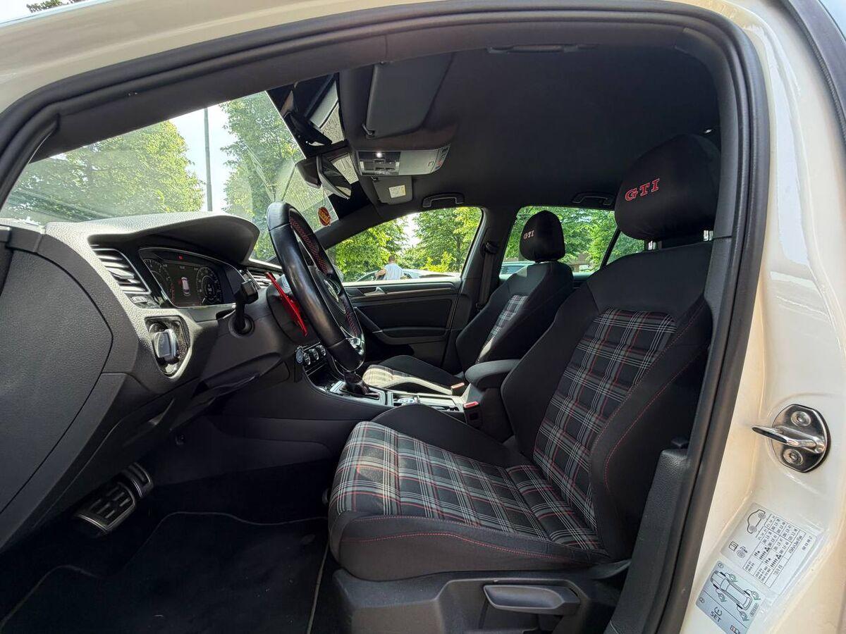 Volkswagen Golf 2.0 tsi Gti Performance 245cv dsg