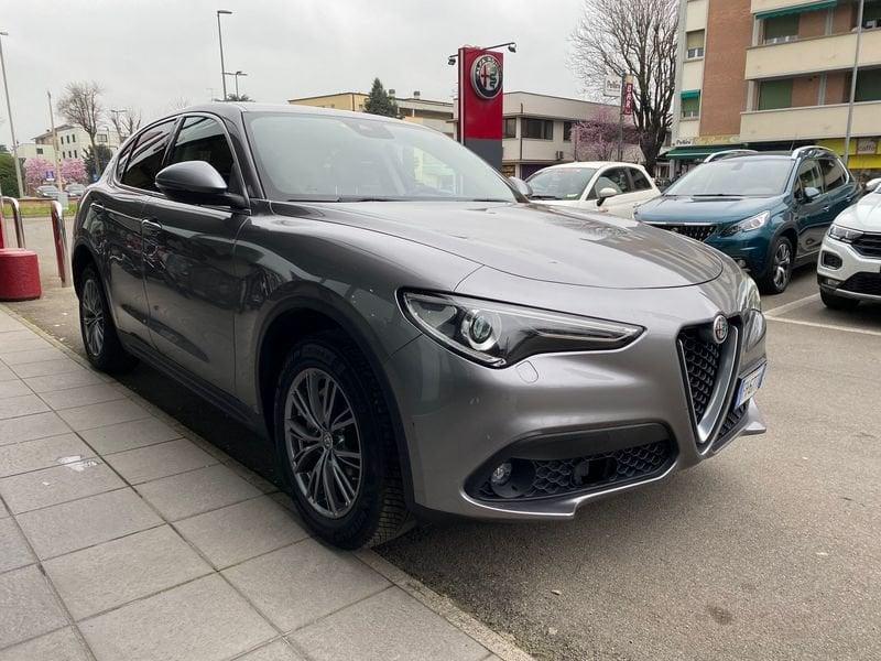 Alfa Romeo Stelvio 2.2 Turbodiesel 210 CV AT8 Q4 Executive
