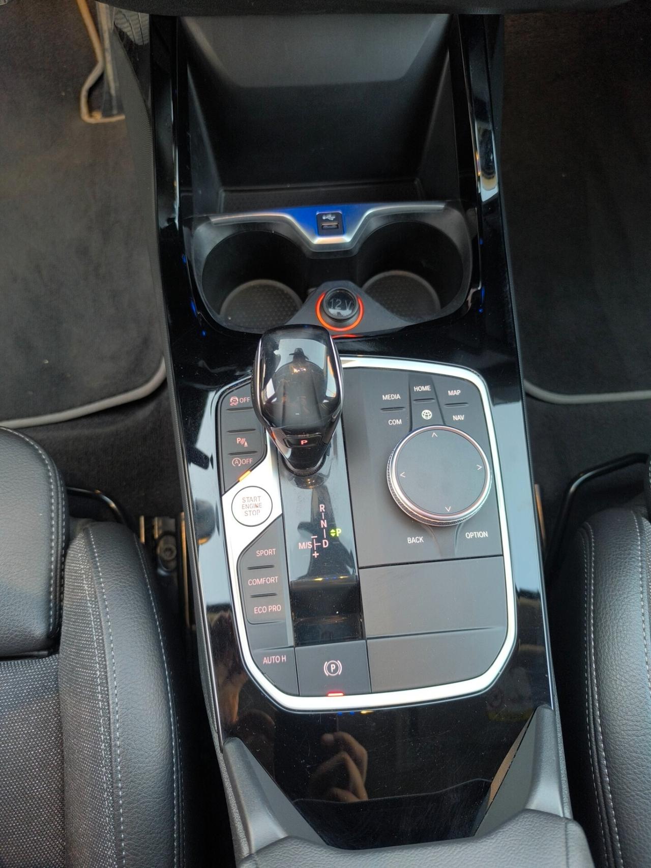 BMW SERIE 1 SPORT 118D 150cv COCKPIT/NAV/PELLE/
