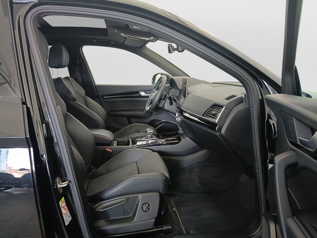 AUDI Q5 I Sportback 2021 - Q5 Sportback 40 2.0 tdi mhev 12V Identity Black quattro s-tronic