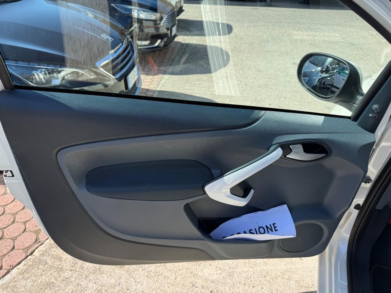 Ford Ka 1.2 8V 69CV Titanium KM CERTIF