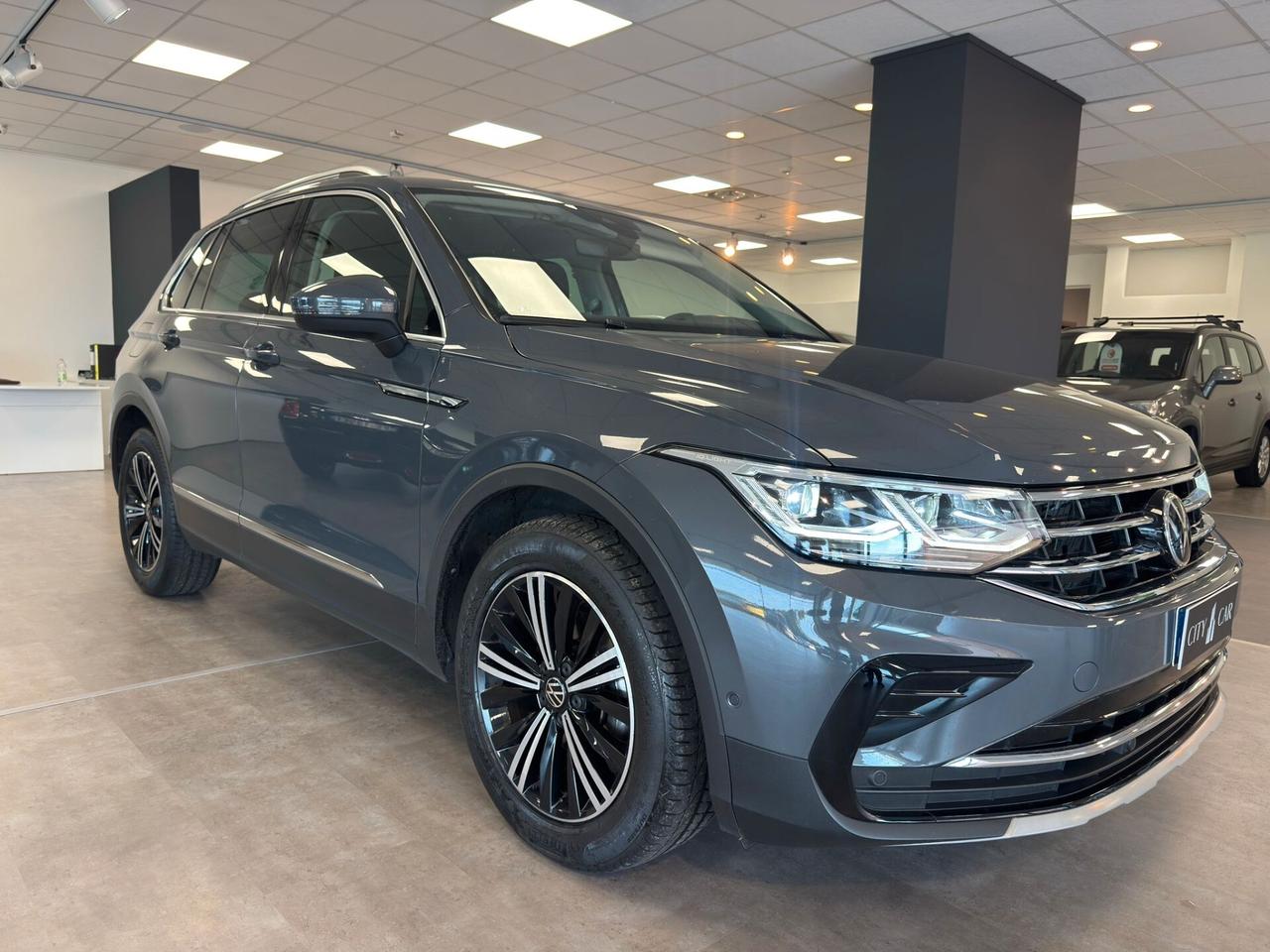 Volkswagen Tiguan 2.0 TDI 150 CV SCR DSG Elegance