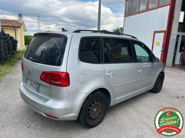 VOLKSWAGEN Touran 1.6 TDI DSG Comfortline 7 POSTI