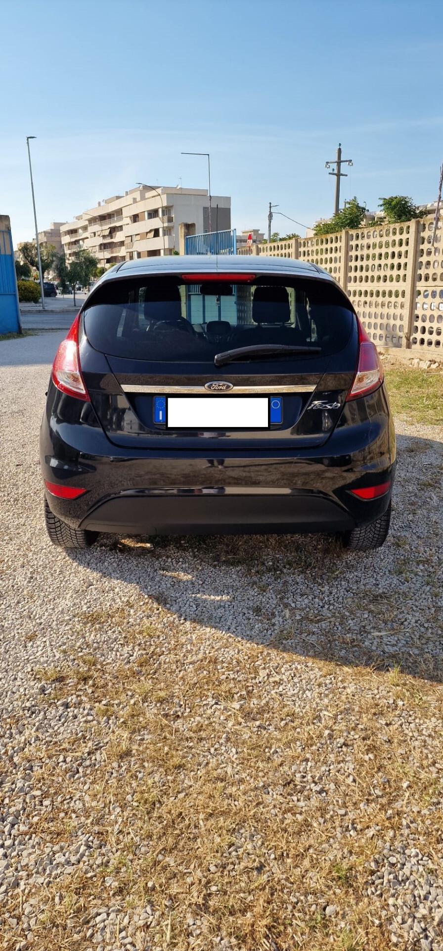 Ford Fiesta 1.5 TDCi 75CV 5 porte Black & White Edition 2015