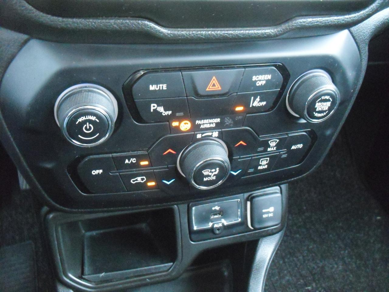 Jeep Renegade 1.0 T3 120cv Longitude, navigatore, ottime condizioni!!