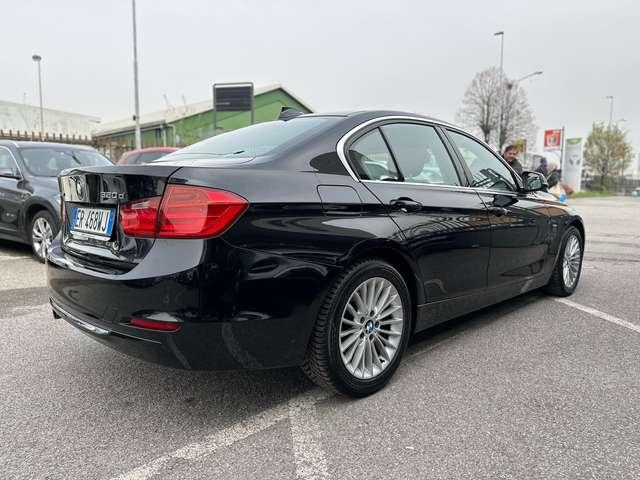BMW 320 320d xdrive Luxury