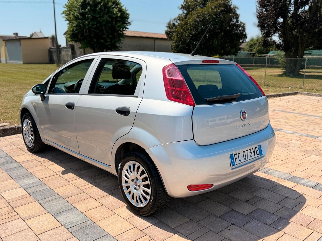 Fiat Punto 1.2 benzina 8V 5 porte neopatentati