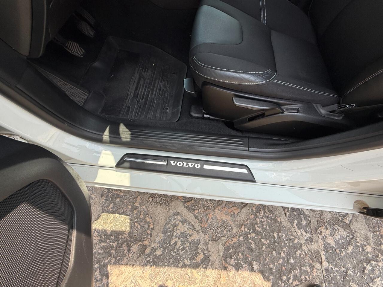 Volvo V40 T2 Momentum