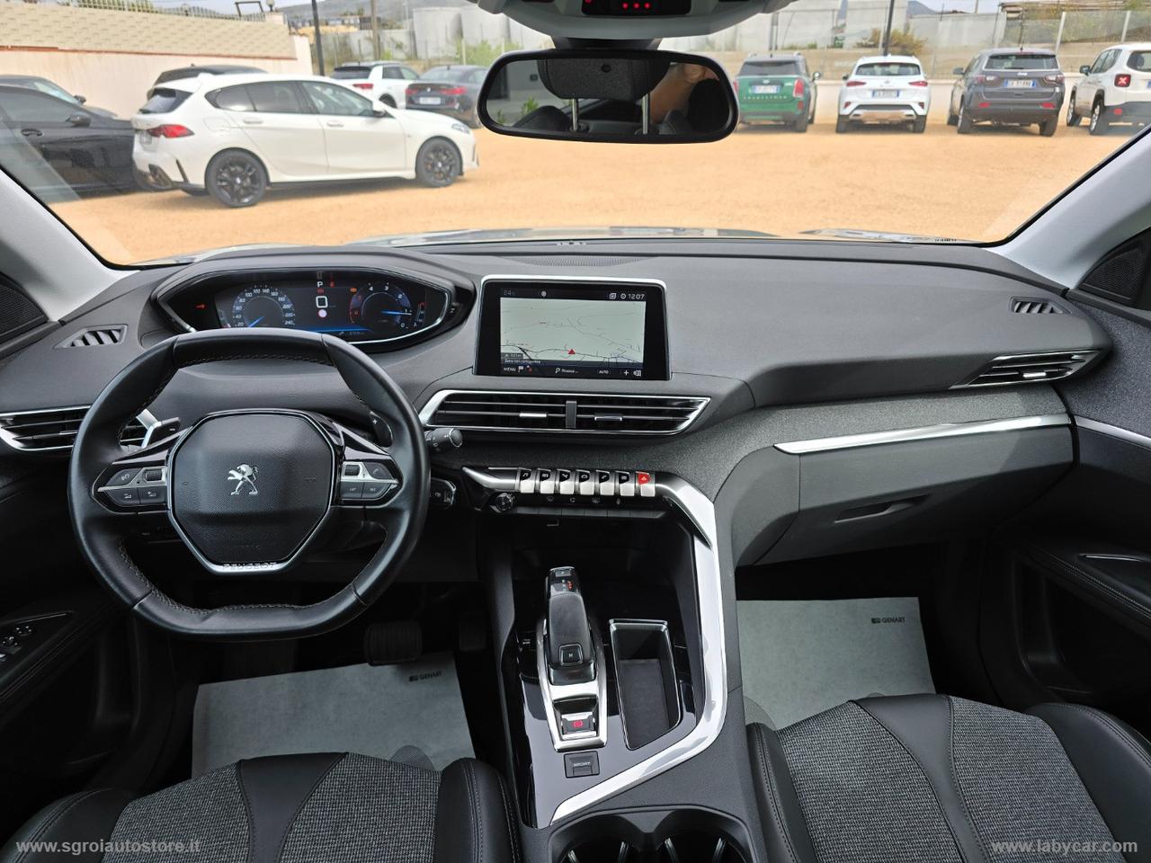 PEUGEOT 5008 BlueHDi 130 S&S EAT8 Allure