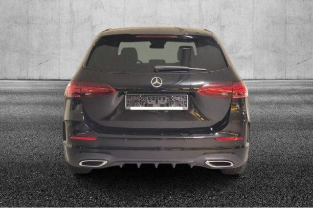 MERCEDES-BENZ B 180 Automatic Premium