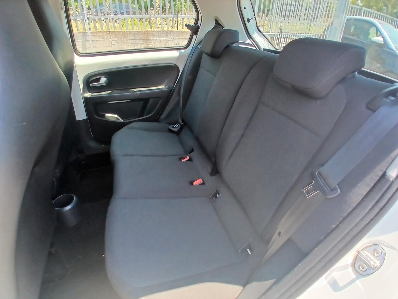 Volkswagen 1.0 5p. EVO beats up! BlueMotion Technology